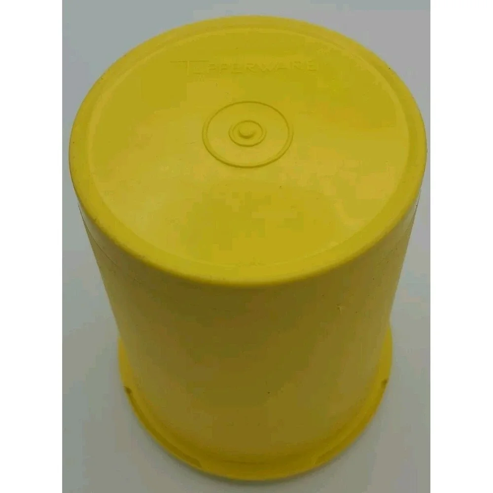 Tupperware Vtg MCM Yellow Servalier Canister #811-14 & Press On‎ Lid 812-44  6